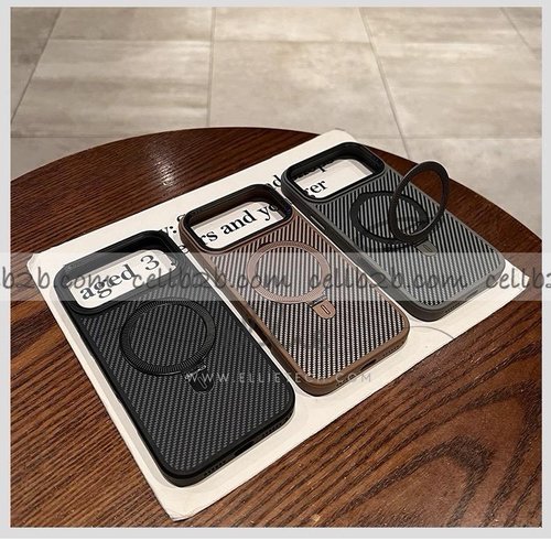 Funda Magsafe de Fibra de Carbono con Soporte para iPhone 17 Pro Max